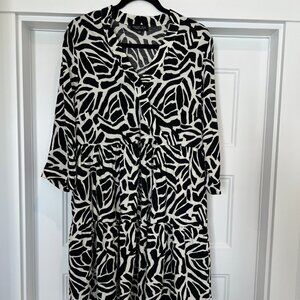 Rachel Zoe Women Size Large Black/White Zebra Print Babydoll Trapeze Dress